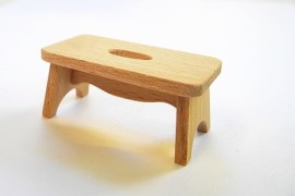 Fussbank, Puppenstubenminiatur im Maßstab 1zu12
