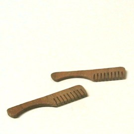 Haarkamm, aus Holz, Puppenstubenminiatur 1zu12
