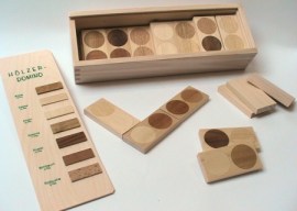 Hölzer - Domino mit 28 Steinen, im Holzkasten